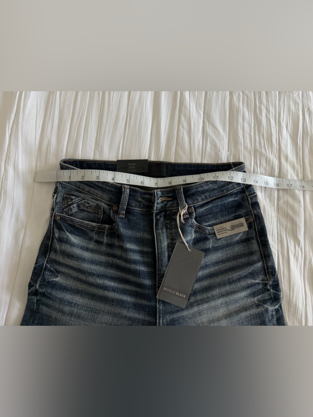 NWT Buckle Straight Leg Jeans - Picture 7 of 8
